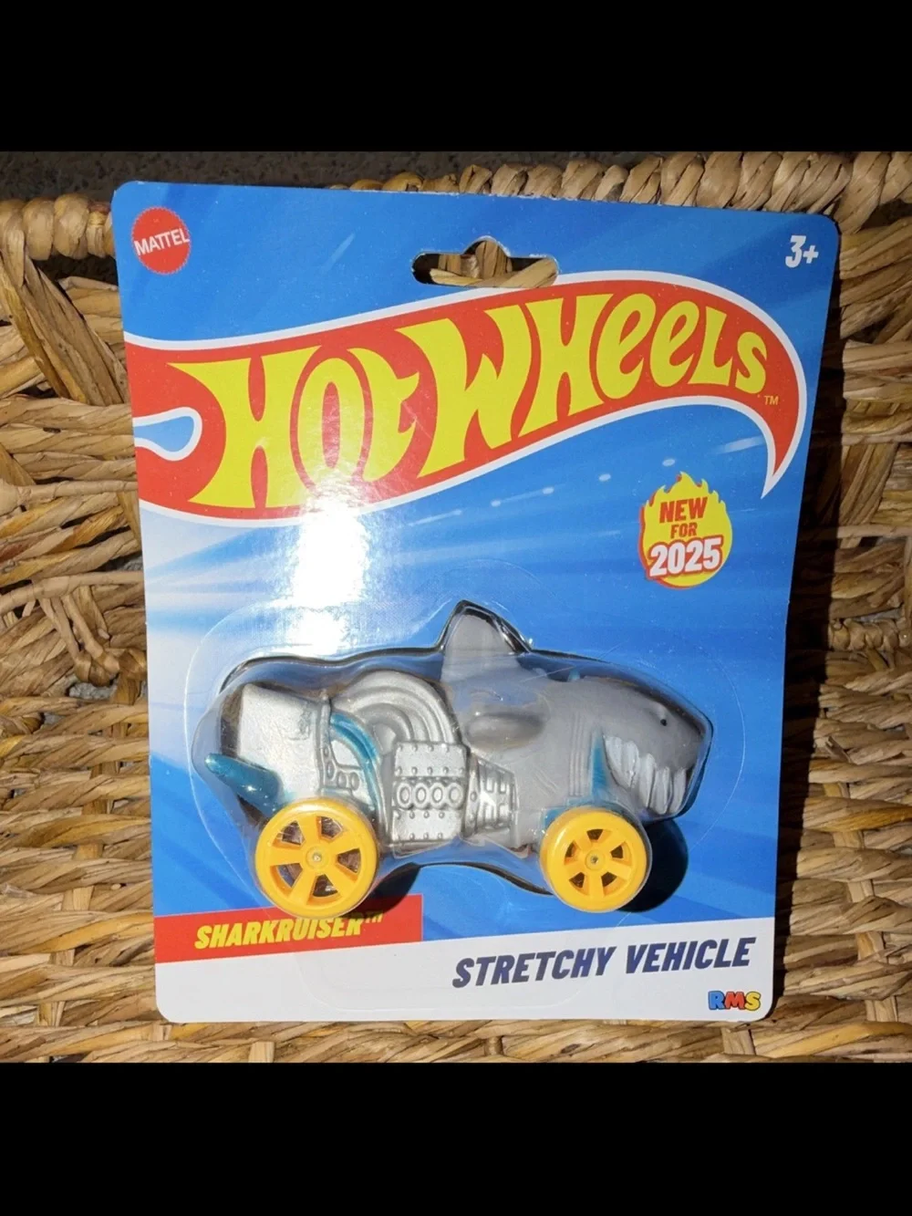 RMS Mattel Hot Wheels Stretchy Vehicle 4-Pack Spider , Crocodile, Dragon, Shark
